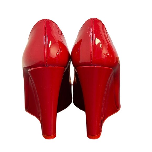 Christian Louboutin Elegant Red Patent Leather Wedge Heels Paris 6 - Picture 5 of 10